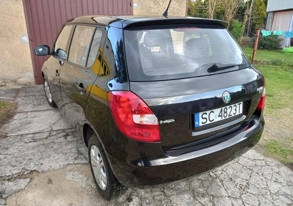 Skoda Fabia cena 13900 przebieg: 97000, rok produkcji 2009 z Częstochowa małe 137